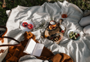 Using Decluttering Tips To Declutter Your Living Room